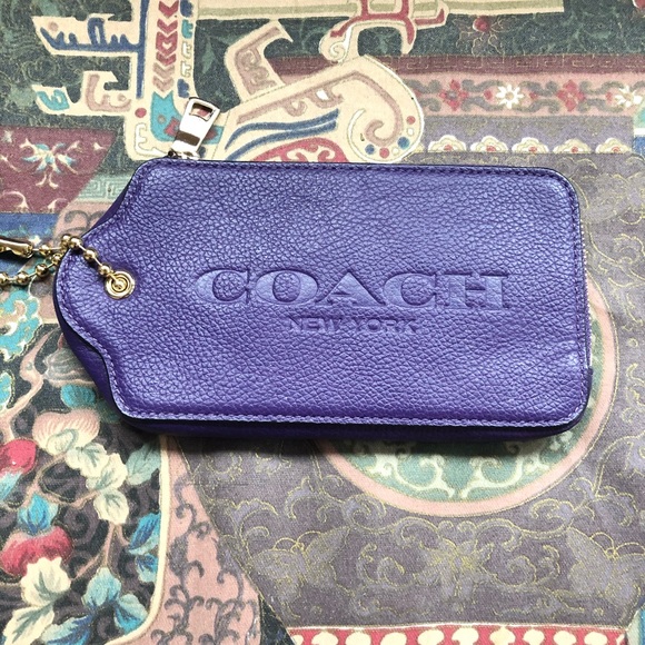 Dark purple Coach leather hang tag zip card case